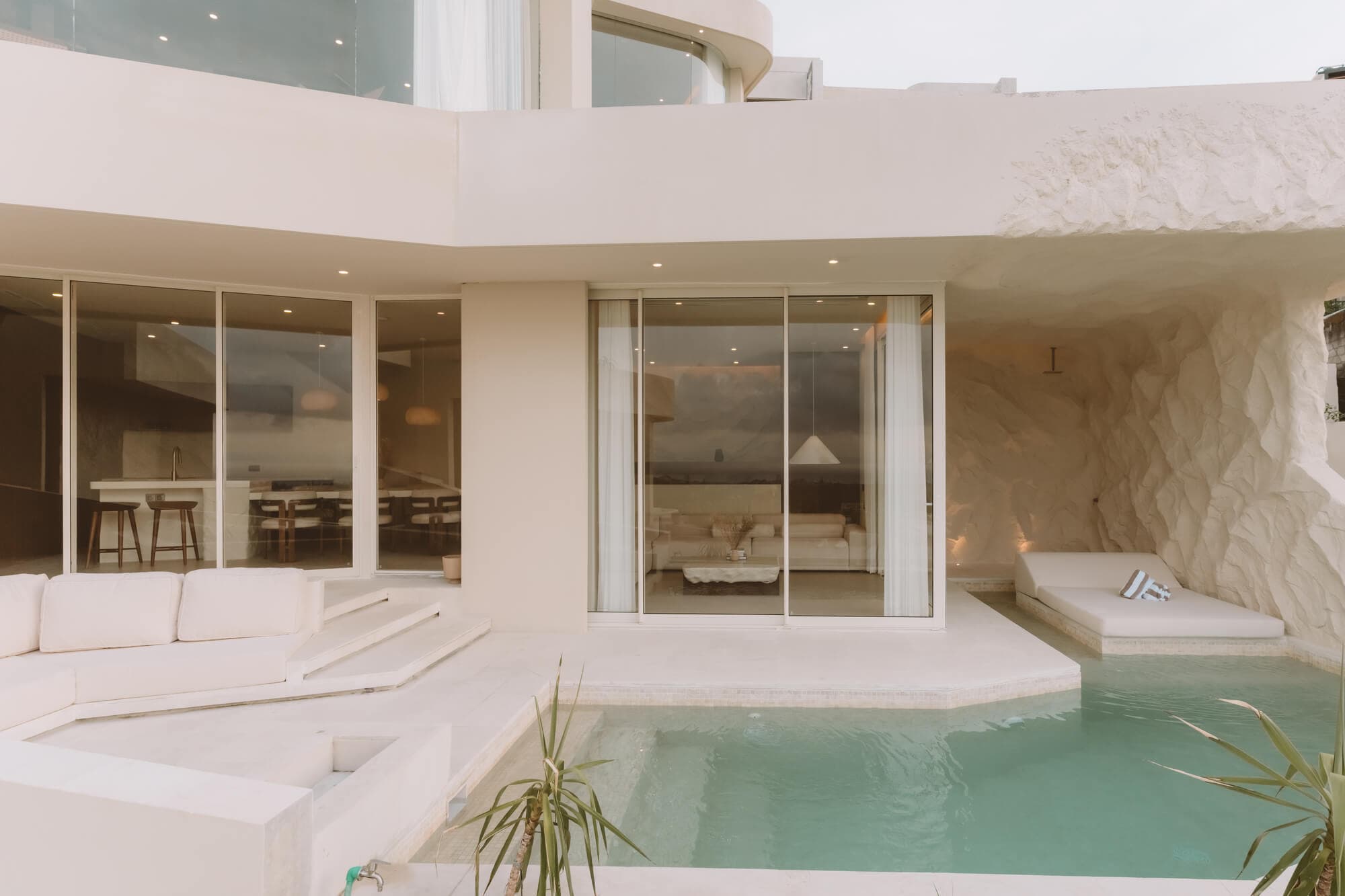 Luxury hotel architecture and suites